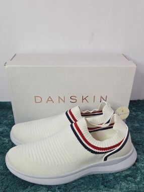 (New) Danskin Charming Slip-On Knit Sneakers in Ivory Womens Size Size 9